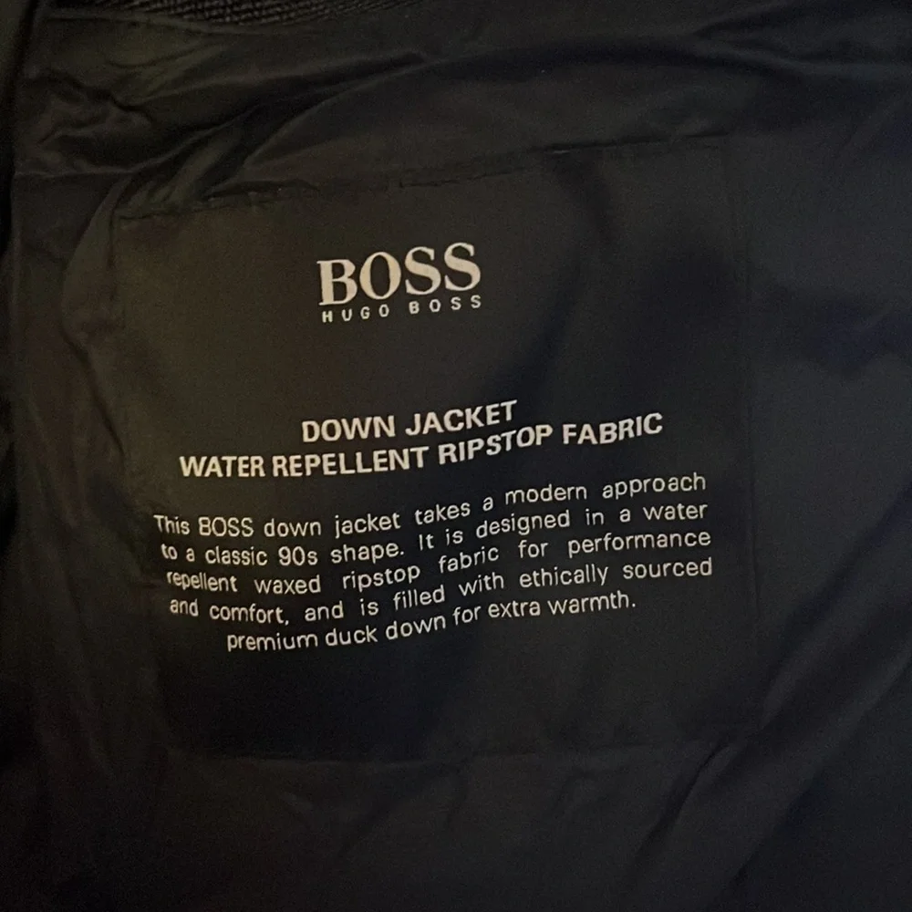 Hugo Boss winter jacket - Picture 3 of 5